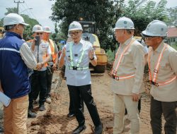 Gubernur Mirza Tinjau Pelebaran Jalan RE Martadinata–Lempasing, Rp96,3 Miliar Disiapkan untuk Perkuat Akses Wisata Pesisir Lampung